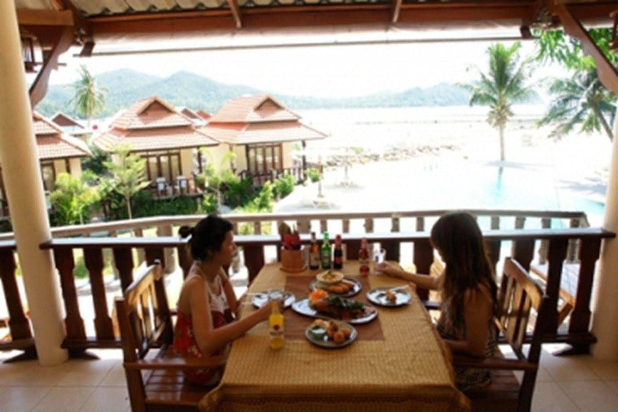 Buritara Resort, Phangan Island Chaloklum Exterior foto